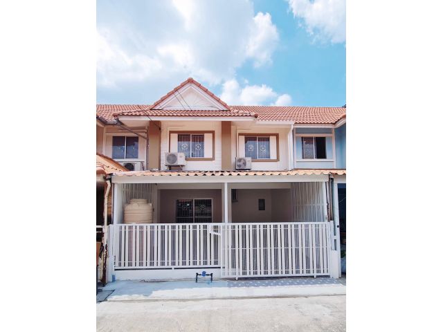 หมู่บ้านพฤกษาC