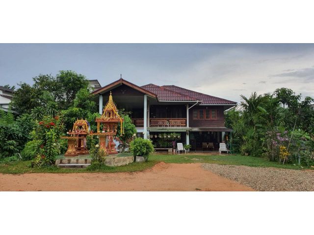 ขายบ้านพร้อมที่ดิน