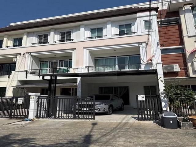 PB5332 ให้เช่าทาวน์โฮม 3ชั้น โครงการ บ้านกลางเมือง รอยัลโมนาโค ซอยศรีนครินทร์24 ใกล้ ซีคอน