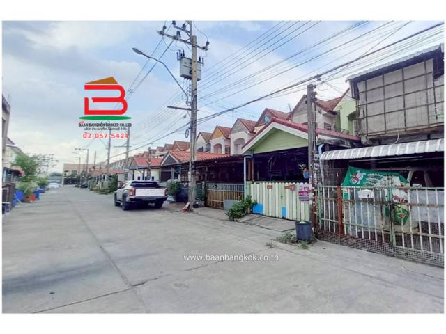 ทาวน์เฮาส์ พัธนชัย (ซอยสายไหม 34) เนื้อที่ 21.3 ตรว. ถนนสายไหม เขตสายไหม กรุงเทพฯ