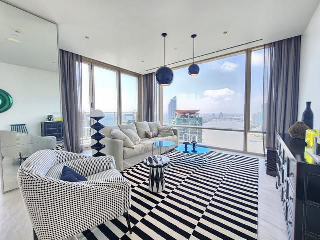 Four Seasons Private Residences - BTS Saphan Taksin