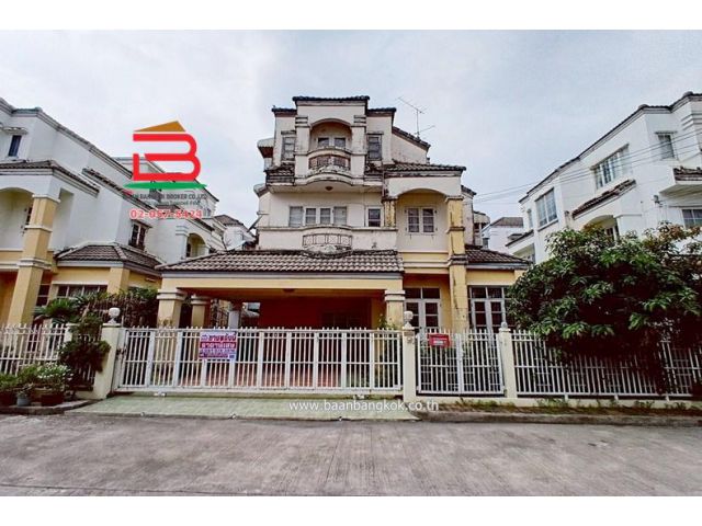 บ้านเดี่ยว 3 ชั้น หมู่บ้าน เศรณีปาร์ค วิภาวดี 60 (ซอยวิภาวดี 60 แยก 14) เนื้อที่ 50.3 ตรว. แขวงตลาดบางเขน เขตหลักสี่