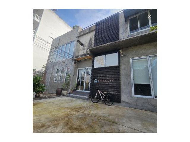 ให้เช่า Home Studio 2 ชั้น + ดาดฟ้า 101 ตรว. 398 ตรม.สุขุมวิท 101