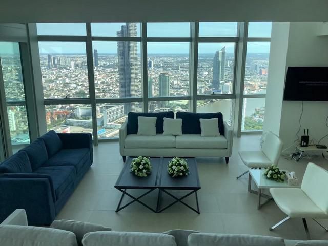 For Rent: Luxurious Duplex Condominium