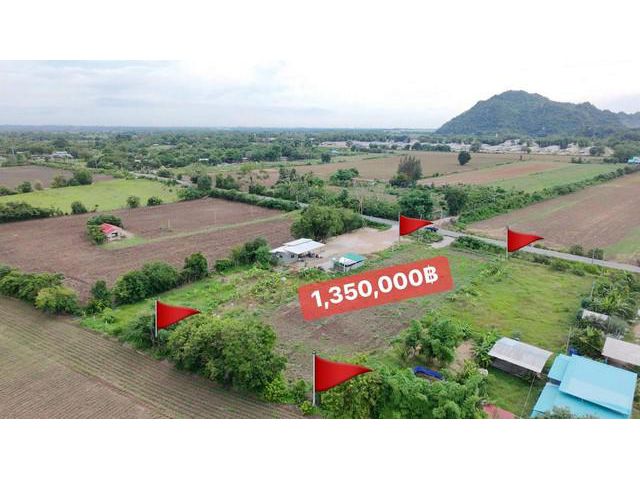ที่ดินสวยราคา1.35ล้าน ได้1ไร่2งาน23ตรวติดถนนลาดยาง อ.แก่งคอย จ.สร