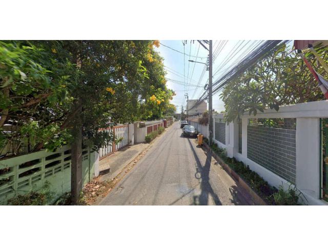 ขายที่ดินเปล่า ซอยประชาชื่น 37 ใกล้ทางด่วนประชาชื่น !