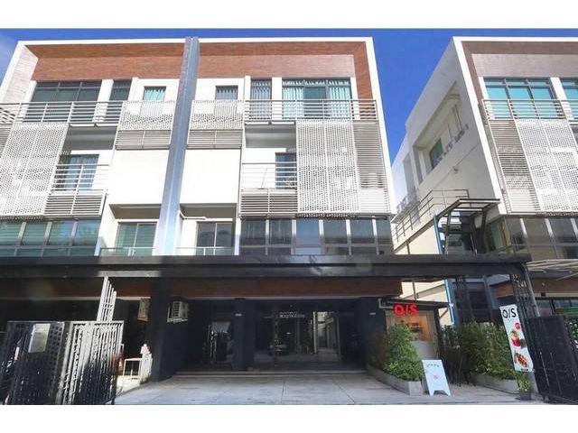ขายโฮมออฟฟิศ 4 ชั้น เอกมัย - รามอินทรา ใกล้โรงเรียนนานาชาติกีรพัฒ