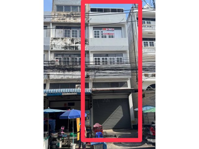 ขายอาคารพาณิชย์ 3.5 ชั้น ซอยสุขุมวิท 101 ( ปุณณวิถี )