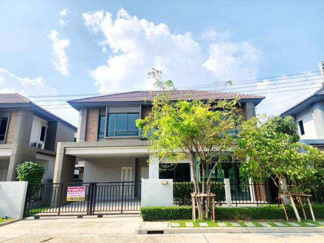 ขายถูกมาก!! บ้านเดี่ยว 2 ชั้น ม.เวนิว พระราม 9 บ้านใหม่ไม่เคยอยู่ ทำเลทอง ใกล้ห้าง มอเตอร์เวย์ ทางด่วนฯ