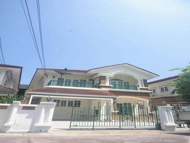 PB5348 ให้เช่าบ้านเดี่ยว โครงการ บ้านอัญชัญ ซอยศรีนครินทร์51 โครงการติดตลาดนัดรถไฟศรีนครินทร์ ใกล้รถไฟฟ้า MRT สายสีเหลือ