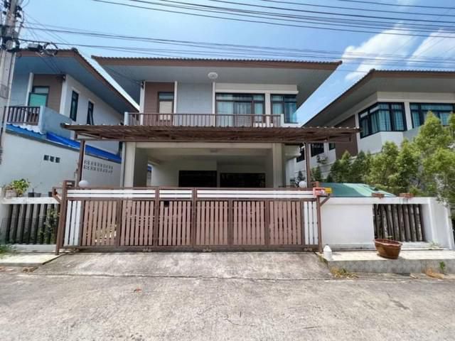 ให้เช่าบ้านเดี่ยว หมู่บ้านโกลเด้น ทาวน์ วังหิน-แตงอ่อน ศรีราชา ชล