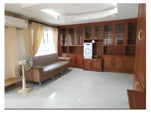ให้เช่า บ้านเดี่ยว ลาดพร้าว โชคชัย4 พื้นที่ 84 ตรว  4 ห้องนอน 4 ห้องน้ำ 4 แอร์ 2 -3 ที่จอดรถ