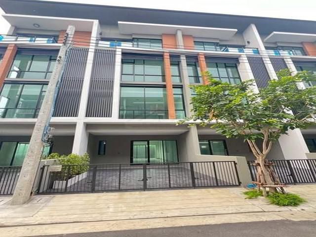 PB5350 ให้เช่าโฮมออฟฟิศ 4 ชั้น โครงการ Premium Place MIX นวมินทร์ โครงการติดถนนใหญ่  เหมาะสำหรับออฟฟิศ ออนไลน์ ไลฟ์ขายขอ