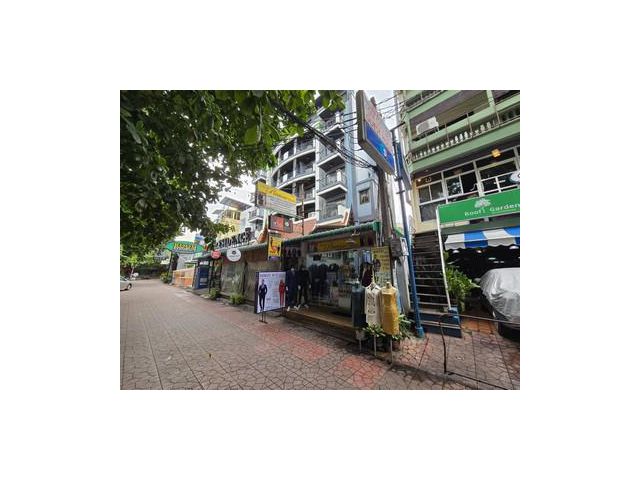 ทำเลนักท่องเที่ยวถนนข้าวสาร ขายอพาร์ทเม้นท์ พร้อมร้านค้ารวม 48 ห้