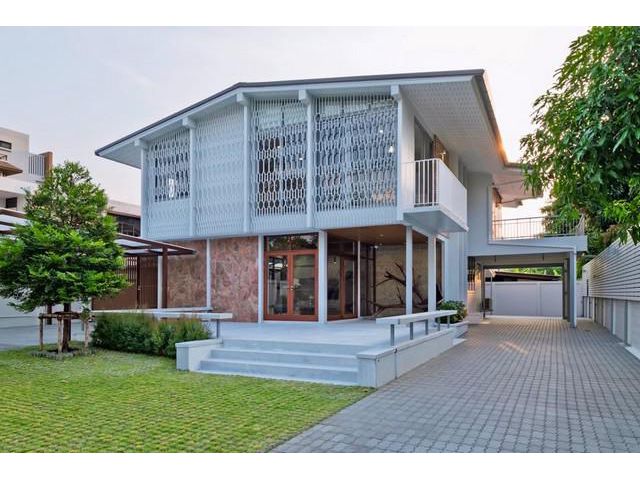 ให้เช่าบ้านเดี่ยว รีโนเวทใหม่ ซอยปรีดีพนมยงค์ 25 (เอกมัยซอย 10)