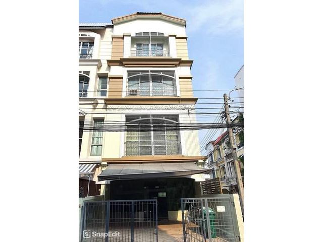 ให้เช่าโฮมออฟฟิศ 4ชั้น โครงการบ้านกลางเมือง แยกรัชดา-ลาดพร้าว