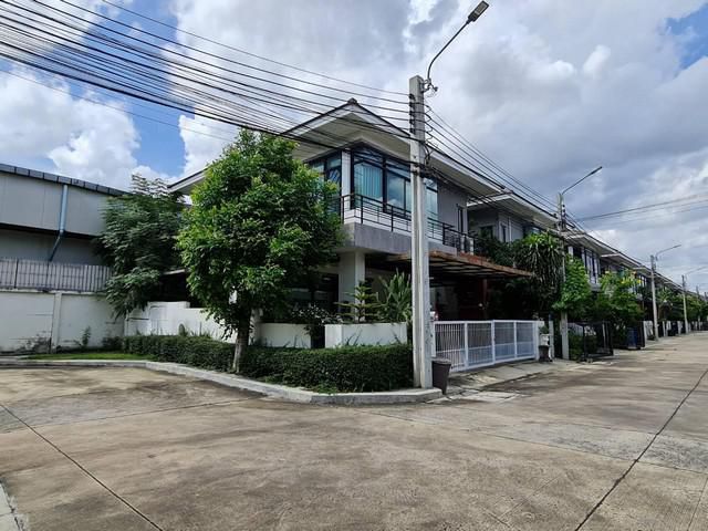 ขาย บ้านแฝด บ้านเปี่ยมสุข รัตนาธิเบศร์-บางบัวทอง นนทบุรี