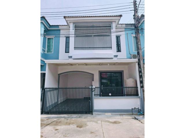 ขายบ้านพร้อมอยู่