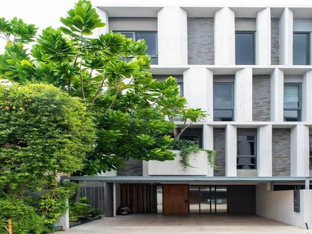 PB5355 ให้เช่าทาวน์โฮม 3.5 ชั้น หลังมุม ซอยลาดพร้าว41 โครงการ ภูริปุรี ใกล้ สตรีวิทยา2 บ้านพร้อมอยู่