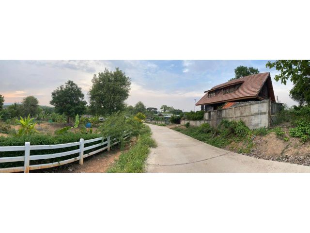 ขายบ้านพร้อมที่ดิน