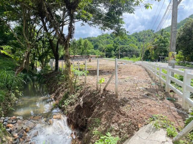 ขายที่ดินบ้านปงหางดงติดลำธารน้ำไหลผ่านโฉนดพร้อมโอน