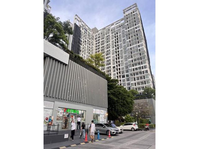 ขาย คอนโด Ideo Mobi Sukhumvit 81  30.43 ตร.ม.  ชั้น 19  ใกล้ BTS