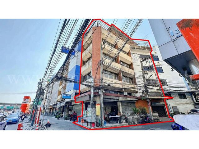 P1 อาคารพาณิชย์ 4 ชั้น ห้องมุม ซอยสมเด็จพระเจ้าตากสิน 4 ทำเลดี