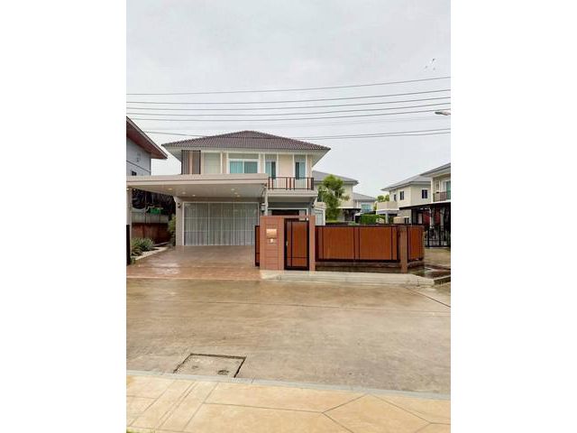 ขาย บ้านเดี่ยว ภัสสร เพรสทีจ จตุโชติ – วัชรพล บ้านพร้อมสระว่ายน้ำ