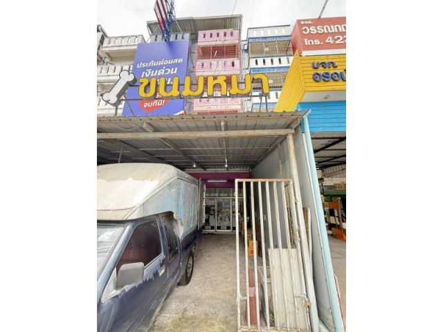 ขายอาคารพาณิชย์ 5 ชั้น ติดถนนราชพฤกษ์-คริสตัลพาร์ค (รหัสทรัพย์ 202545) ต.บางขนุน อ.บางกรวย จ.นนทบุรี
