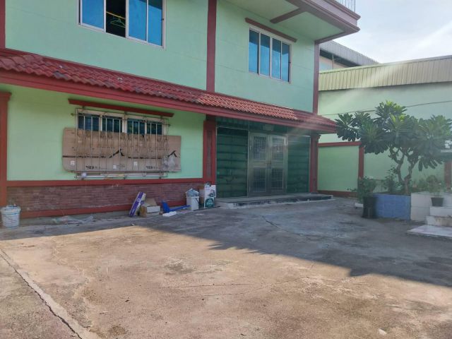 ให้เช่า โกดัง โรงงาน 449 ตรว 1020 ตรม. แคราย กระทุ่มแบน สมุทรสาคร พร้อมห้องพักคนงาน ค่าเช่าถูก