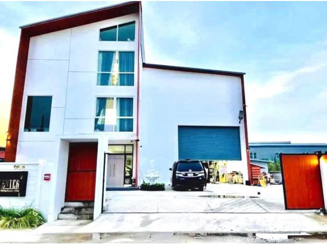 ขายโรงงานโกดัง ติดริมถนนใหญ่ บางบัวทอง  ราคาเริ่ม 2.8 ล้านบาท