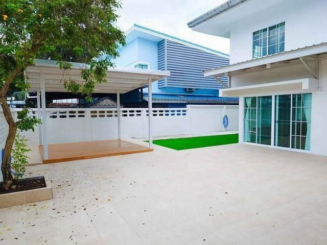 ให้เช่า บ้านเดี่ยว 2 ชั้น ซอยศรีบูรพา บางกะปิ เสรีไทย นวมินทร์ ใกล้เดอะมอลล์บางกะปิ มหาวิทยาลัยนิด้า MRTบางกะปิ