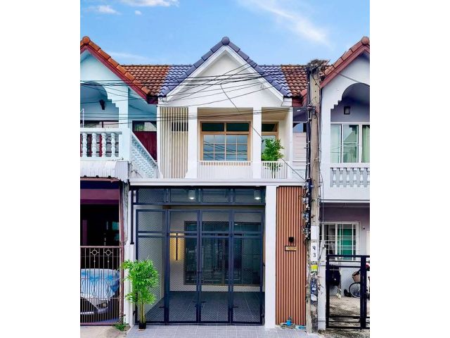ทาวน์โฮม 2 ชั้น หมู่บ้าน ราณี ซ อ ย น ว มิ น ท ร์ 1 3 5  พร้อมทำเรื่องกู้ให้ฟรี