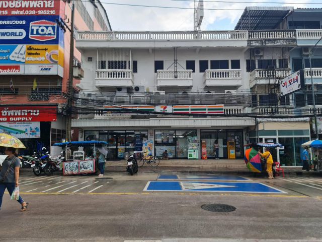 อาคารพาณิชย์ พร้อมสัญญาเช่า7-11 จำนวน 2 คูหา 3 ชั้น 49 ตรว. ใกล้ Teminal21 พัทยาเหนือ
