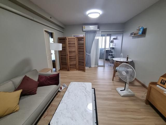 Supalai Ekamai Thonglor clean