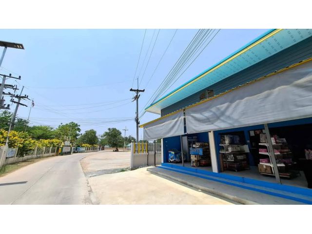 ขายบ้านพร้อมกิจการ หน้าโรงเรียนมัธยม บายพาส - M6 ที่ดิน 100 ตร.ว หลังใหญ่