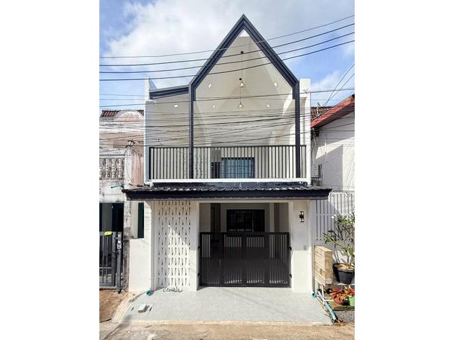 มบ.ธินวุฒิ2ภูเก็ต ทาวน์โฮมรีโนเวทใหม่ 22.5วา 2นอน 2น้ำ