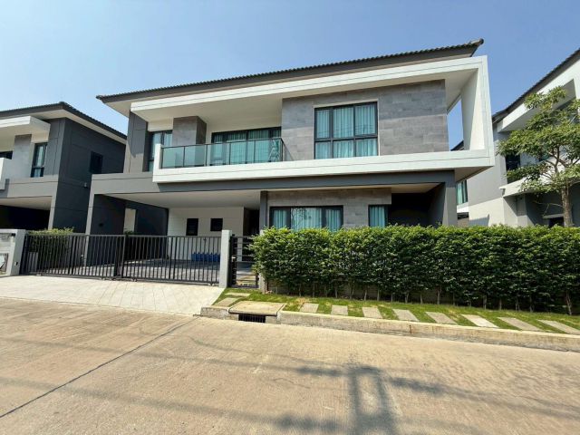 The City Bangna - For Rent: 4 Bed, 5 Bath with 3 Parking Spaces near VERSO International School (S03-2027)