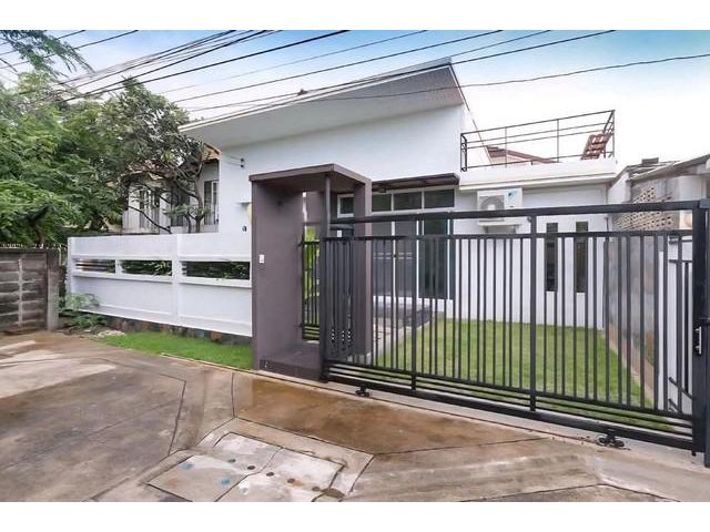 ให้เช่า บ้านเดี่ยวชั้นเดียว 50ตรว. ถ. เลียบทางด่วนรามอินทรา