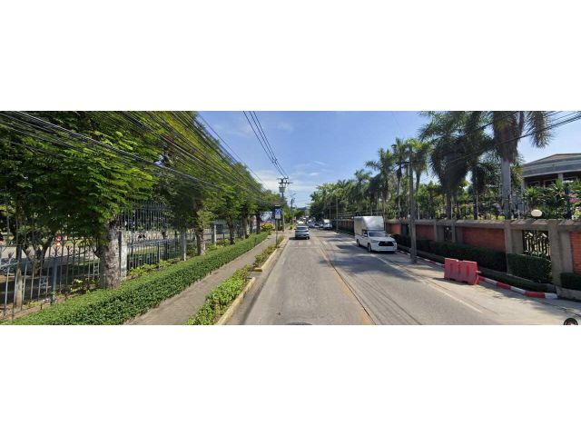 ขายที่ดินในซอยสุขุมวิท 101 สวยใกล้ BTS ปุณณวิถี ใกล้ทรูดิจิตอลปาร์ค ใกล้ทางด่วนสุขุมวิท 62 เนื้อที่ 3 ร้อยกว่าตารางวา