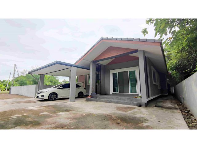 ขายบ้านพร้อมที่ดิน 94 ตร.ว. 3นอน 2 น้ำ ใกล้ รร.สันกำแพง