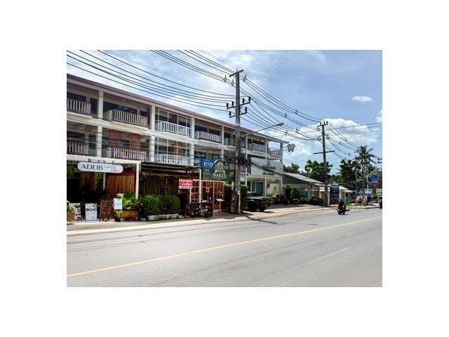 ห้องชั้น 1 ว่างให้เช่า เหมาะสำหรับทำธุรกิจร้านอาหาร คาเฟ่