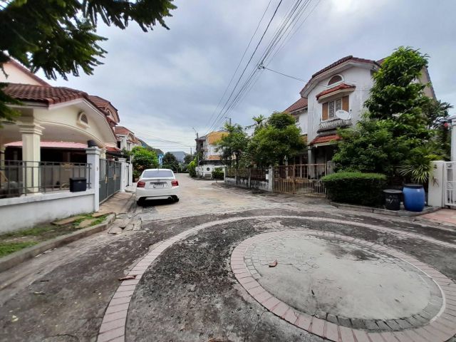 ขาย มบ.พาร์คเวย์โฮมพาร์คเวย์โฮม เขตสะพานสูง ลดเหลือ 5.5ล้าน กรุงเทพมหานคร(N.742)