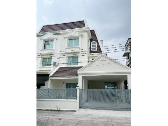 44965 ขาย บ้านแฝด 3 ชั้น โครงการศรีนครินทร์ แกรนด์ แมนชั่น