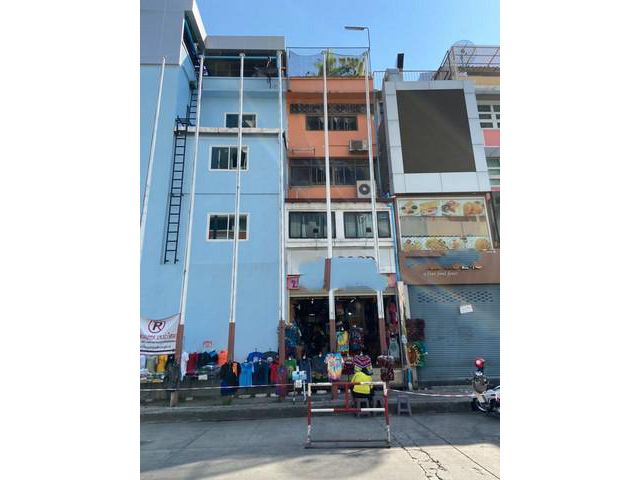 ขายอาคารพาณิชย์ 5 ชั้น ย่านประตูน้ำ พร้อมผู้เช่า ใกล้ตึกใบหยก