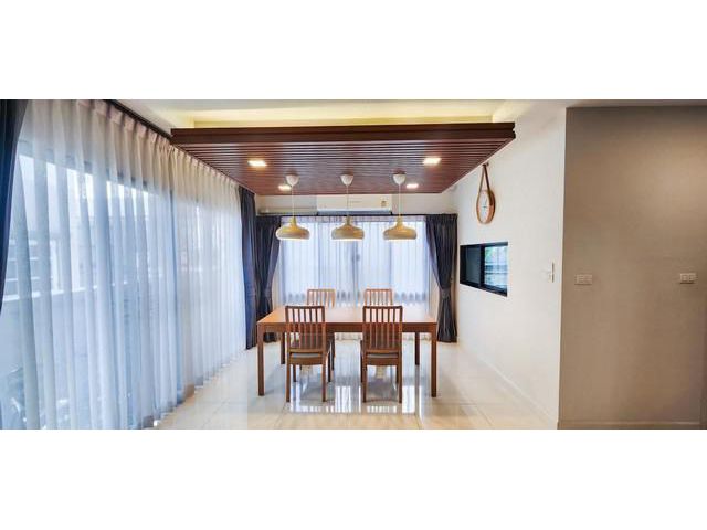 P752 ขาย ให้เช่า บ้านเดี่ยว หมู่บ้านวัฒกาญจน์ ซ.ไทรม้า ถ.รัตนาธิเ