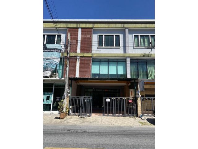 ขายทาวน์เฮ้าส์ 3 ชั้น 162 ตรม. 4 นอน นวมินทร์ 74 ใกล้แฟชั่นไอซ์แล