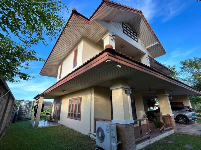 บ้านเดี่ยว 2 ชั้น หลังใหญ่ พิกัด หมู่บ้านเนินน้ำ ต.ตะเคียนเตี้ย อ.บางละมุง พัทยา