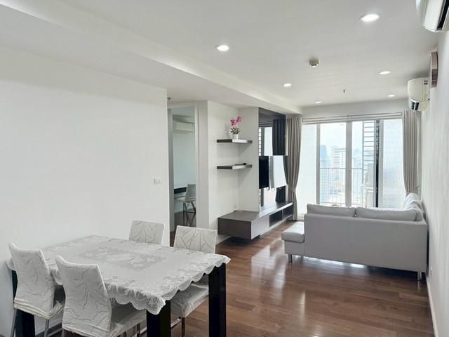 15 Sukhumvit clean nice