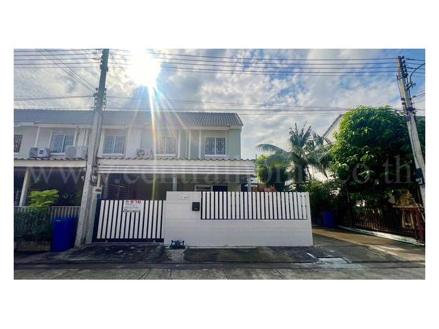 ทาวน์โฮม 2 ชั้น บ้านพฤกษา 60 รังสิต - บางพูน หลังมุม